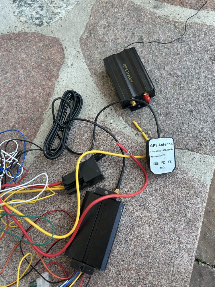 Lokalizator GSM tracker do auta