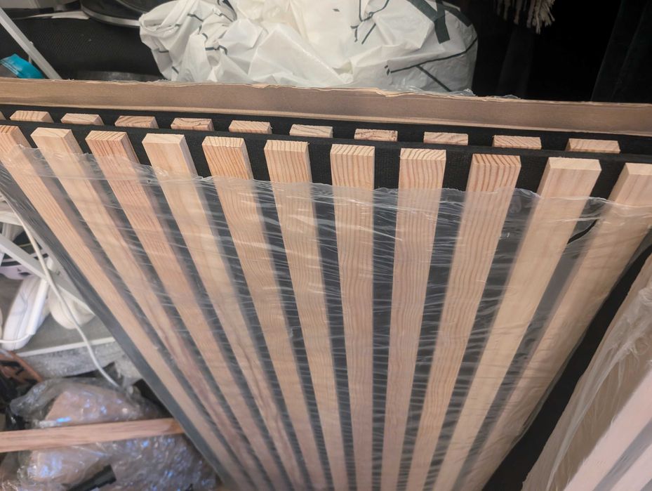 Painel ripado decorativo em madeira 120 × 60 × 2,5 cm - 2 painéis.