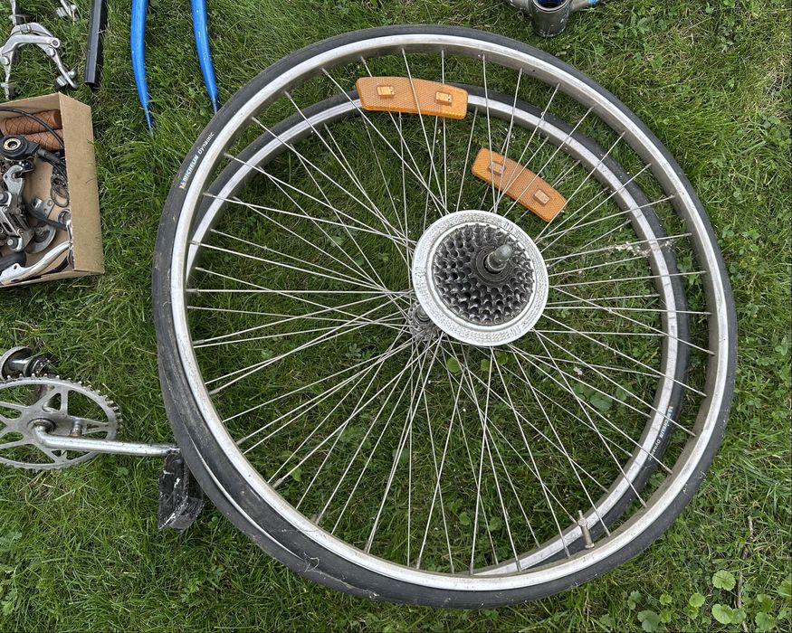 Sprzedam ramę rowerowa Crescent, części rowerowe, siodełko Selle Royal