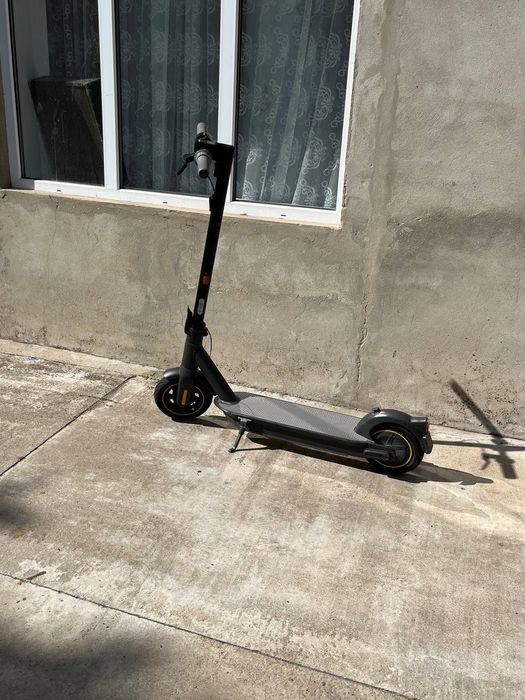 Ninebot KickScooter Max G30E