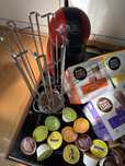 Ekspres KRUPS NESCAFE Dolce Gusto Piccolo + Stojak + 66 kapsułek
