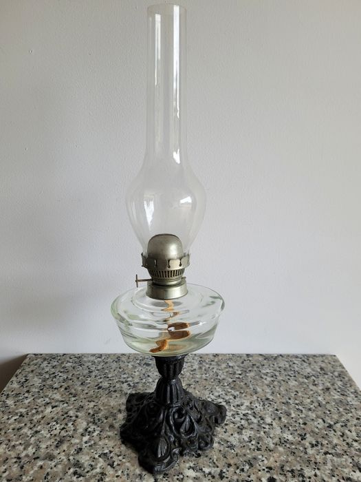 Stara lampka naftowa antyk