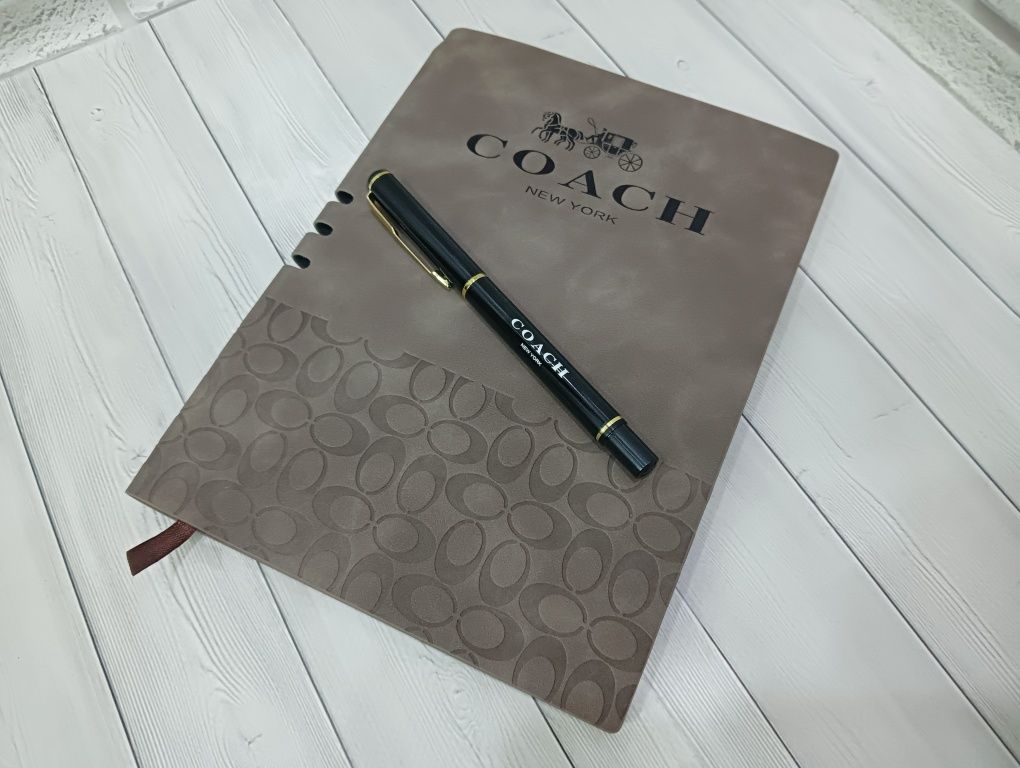 Блокнот ежедневник з ручкою Coach А5