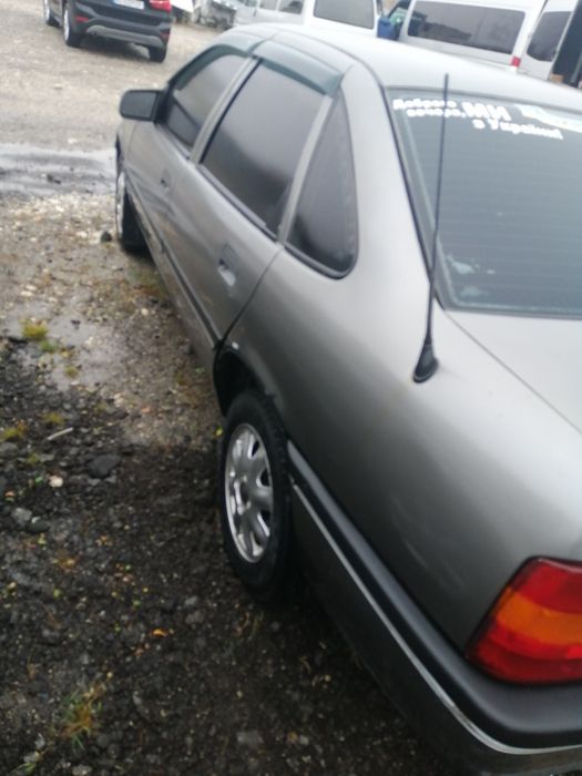 Продаю Опель вектора А