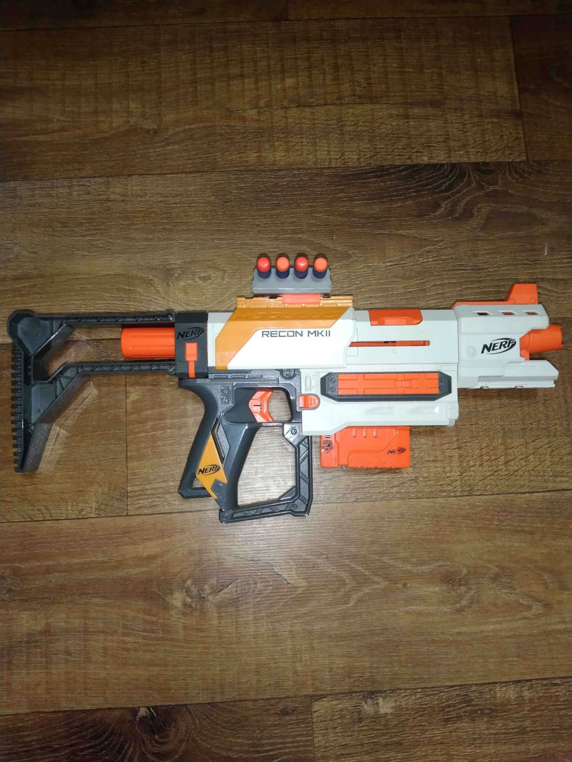Duży pistolet NERF z magazynkiem "recon MK||