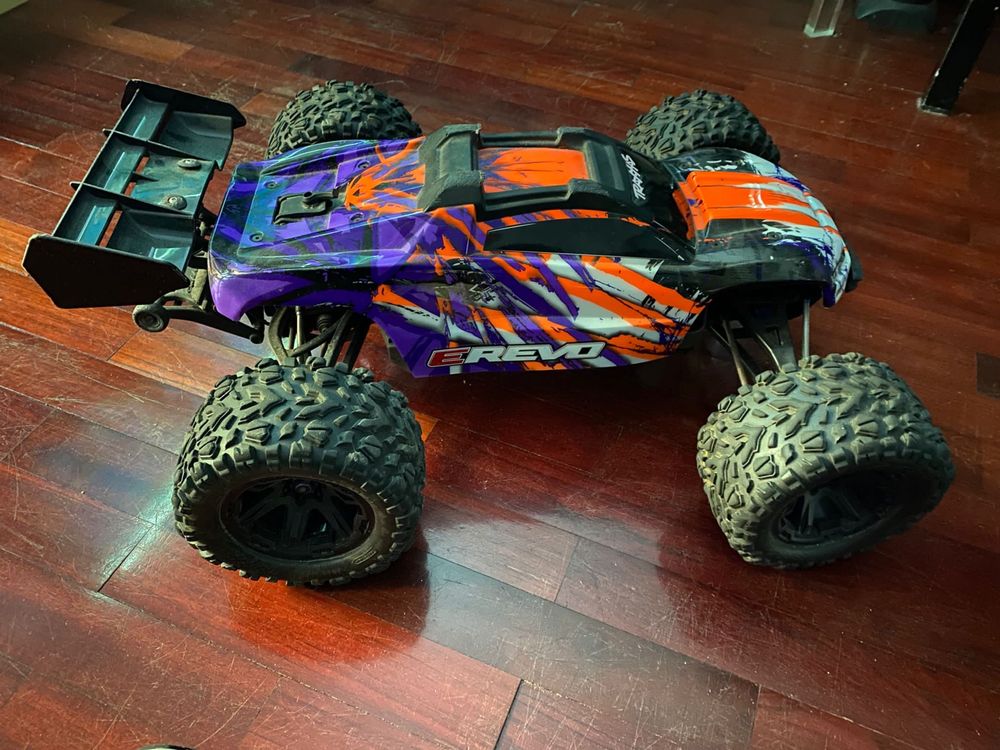 Traxxas e-revo 6s