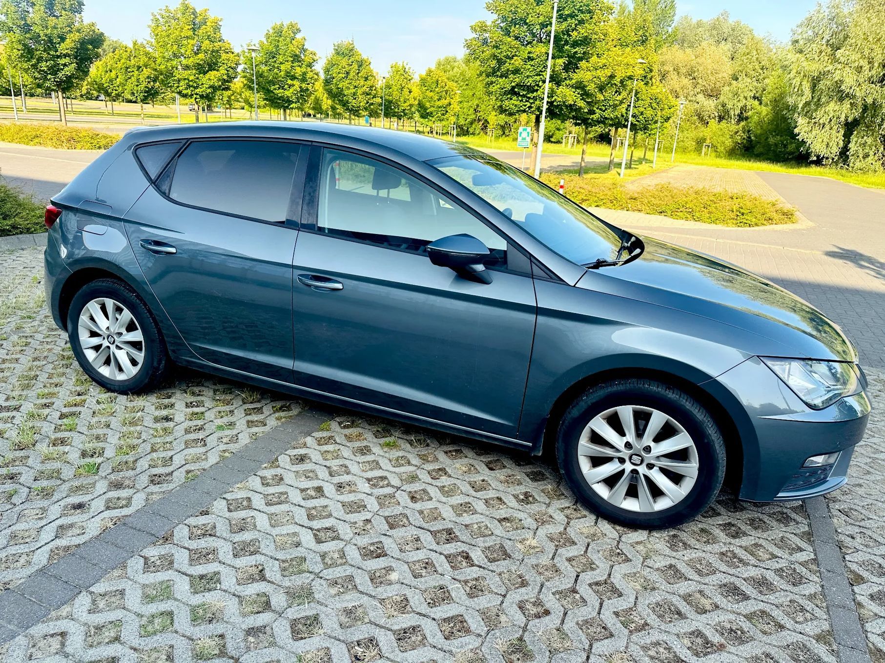 Seat Leon 1.2 TSI (ea211 na pasku rozrządu), bezwypadkowy, fabryczny lakier