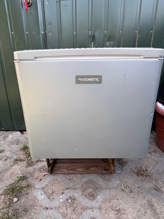 Lodówka DOMETIC RC1200 EGP Waeco
