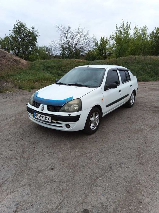 Renault Symbol 1.4 2003 рік на ходу