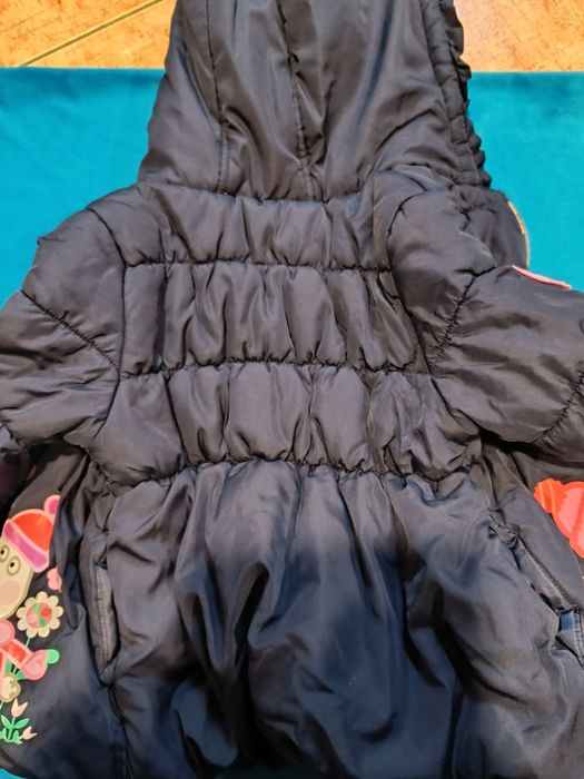 Śliczna kurteczka Świnka Peppa 98-104