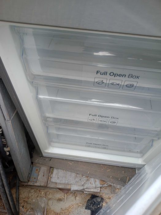 Холодильники б/в