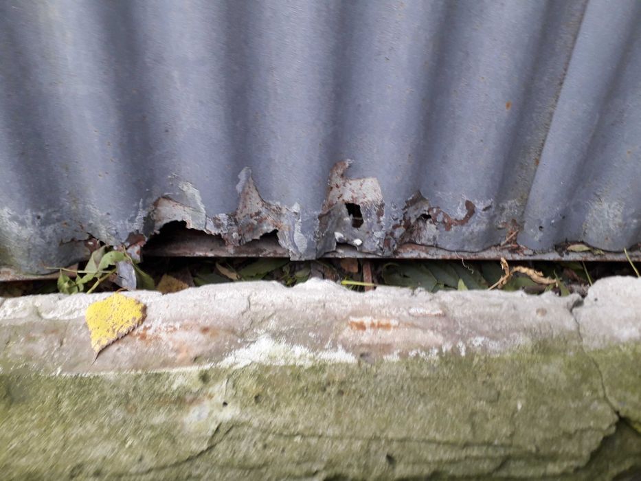 Гараж на відновлення чи вивіз, окремо місце з фундаментом