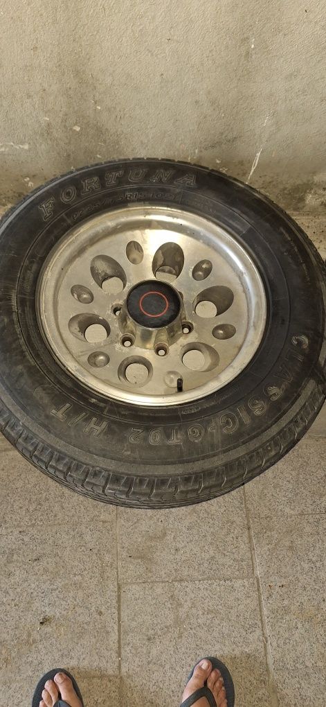 Vendo jantes dum opel frontera a longo