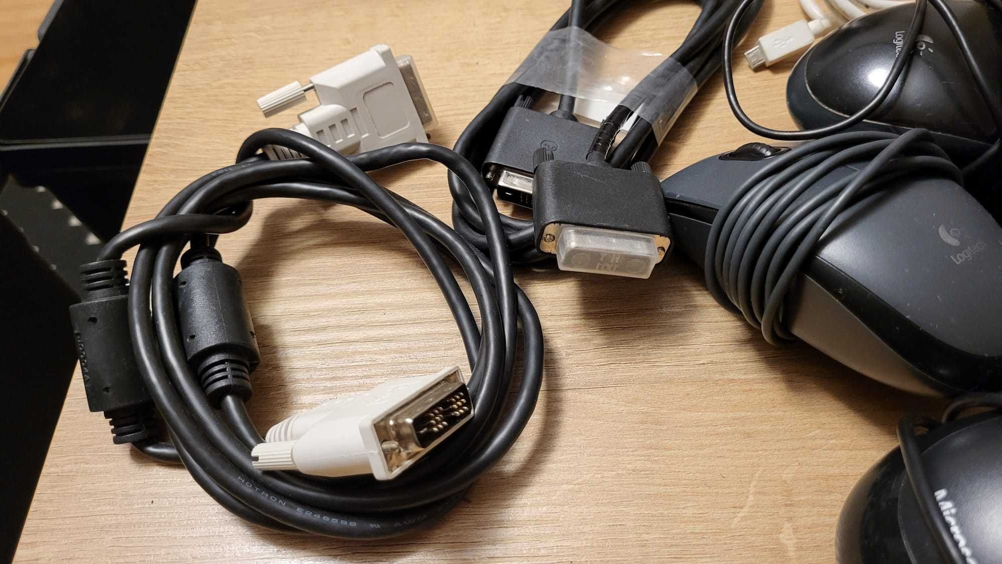 Myszki komputerowe USB + kable teleinformatyczne.