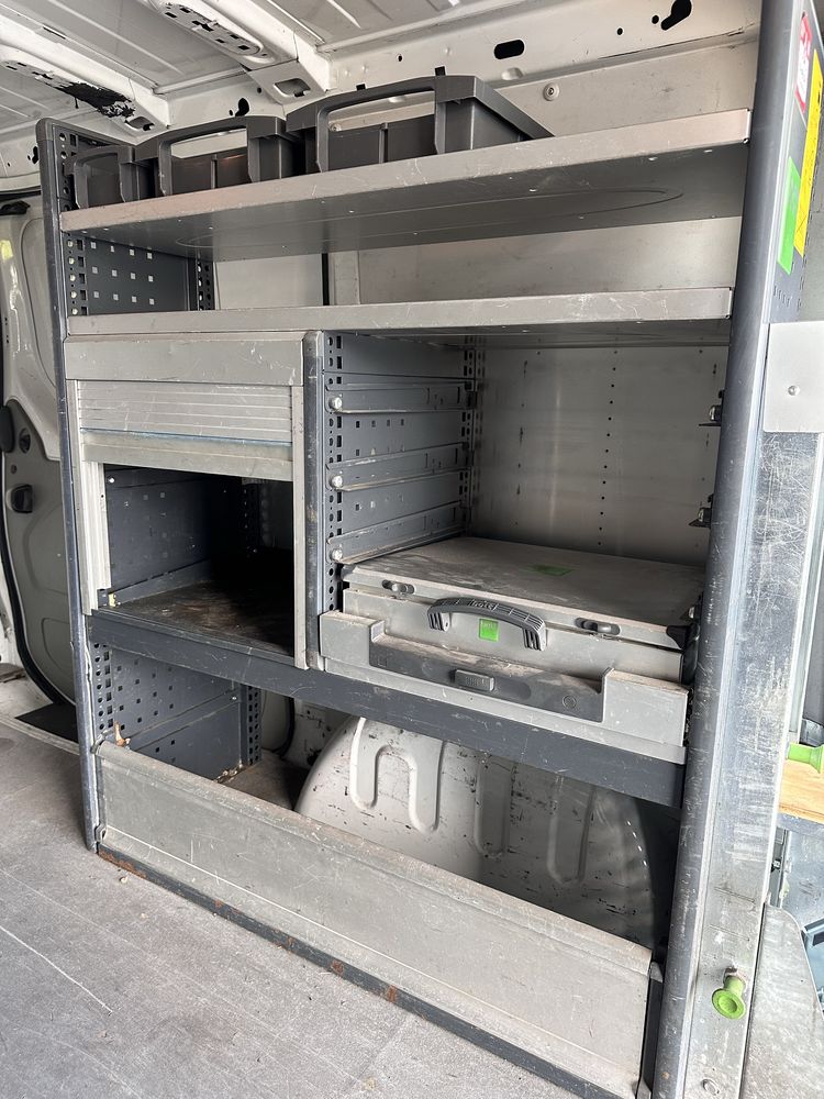 Zabudowa warsztatowa imadło  trafic vivaro t5  sprinter crafter