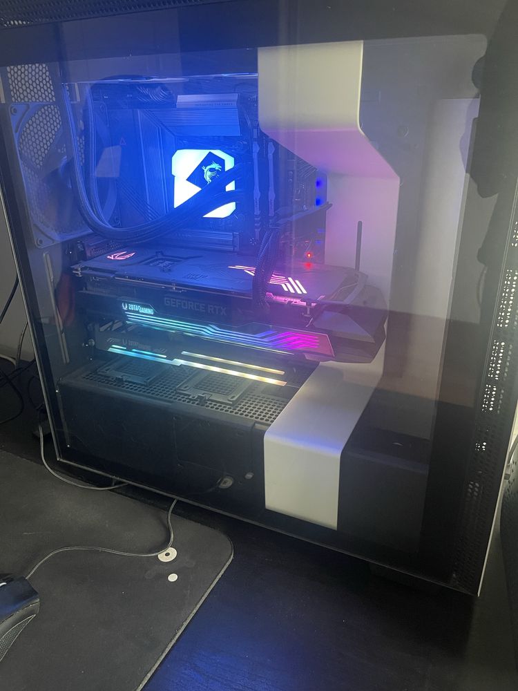 Pc gamer, com RTX 3090 TI , i7 9700k e alguns periféricos
