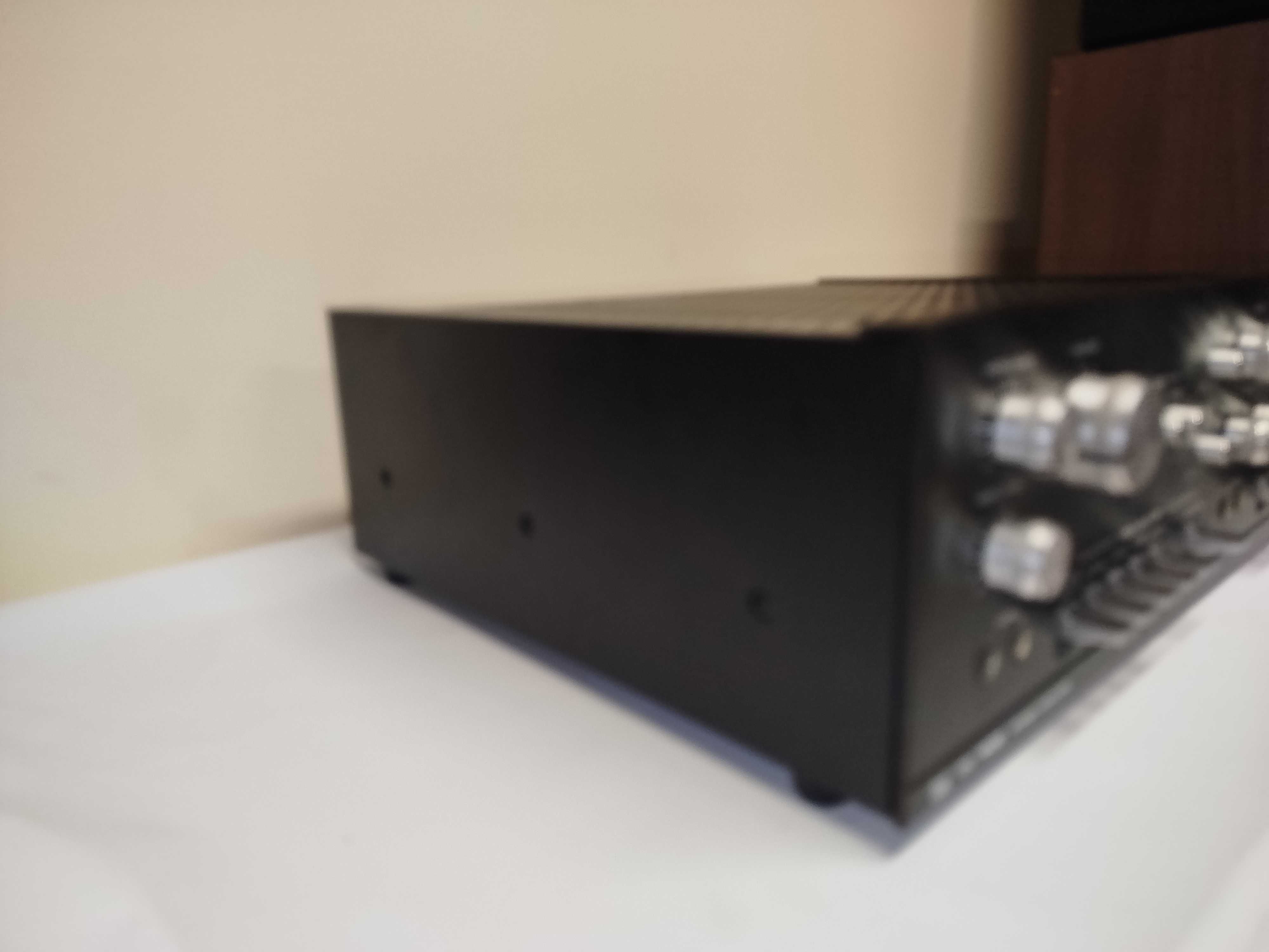 Wzmacniacz DUAL CV1600 w stanie bardzo ładnym