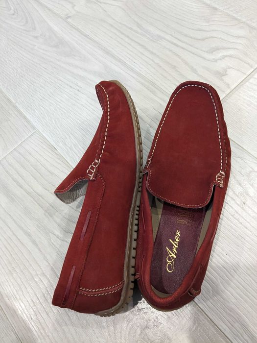 Червоні макасіни. Чоловічі.