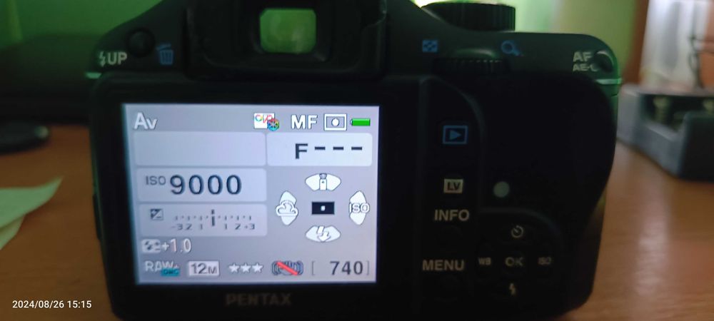 Зеркальный фотоаппарат Pentax K-X + объектив Exacta 70-210