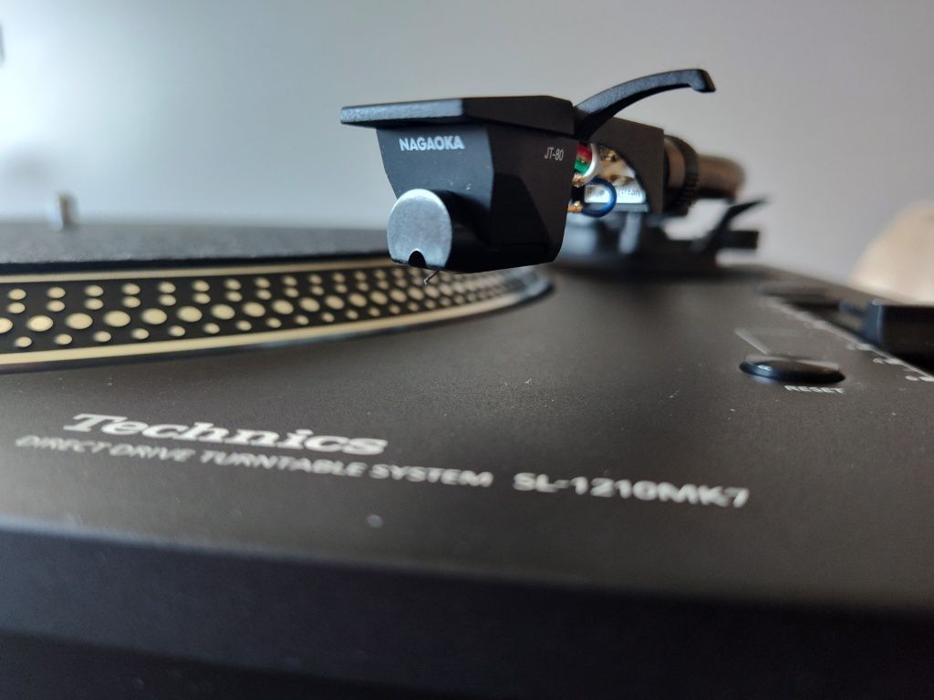 Gramofon Technics SL-1210MK7