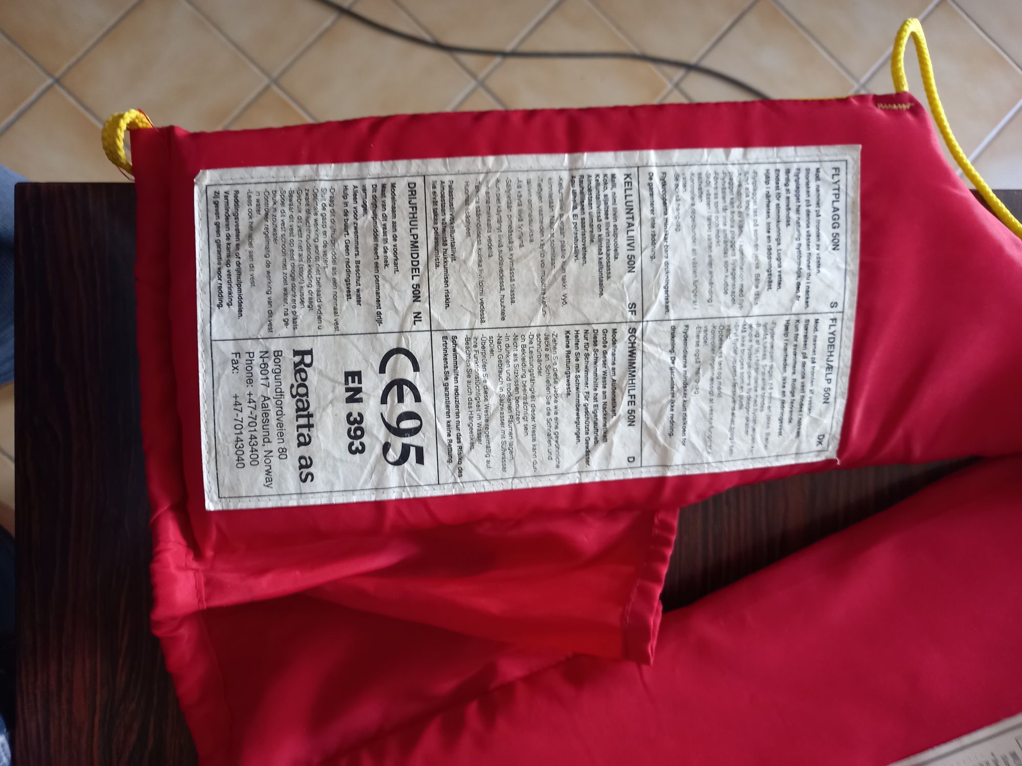 Colete salva vidas criança