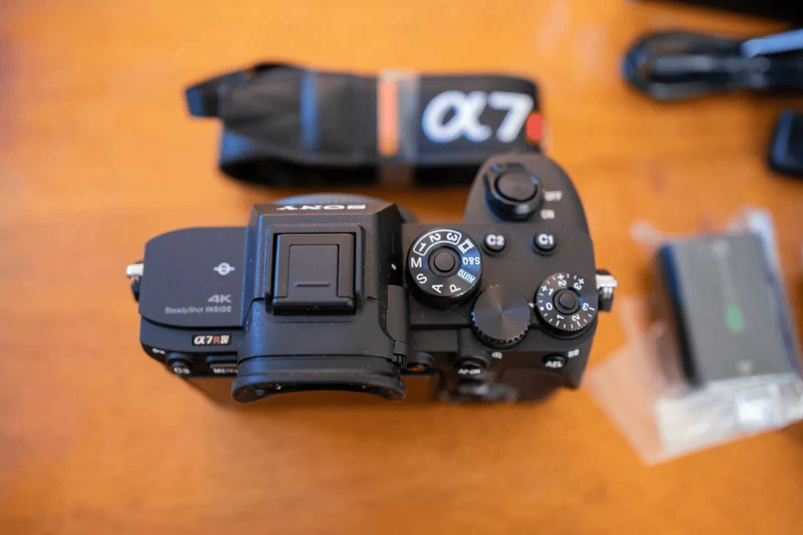 Sony A7R IV A7RIV mały przebieg, bardzo dobry stan, gwarancja do 5/26