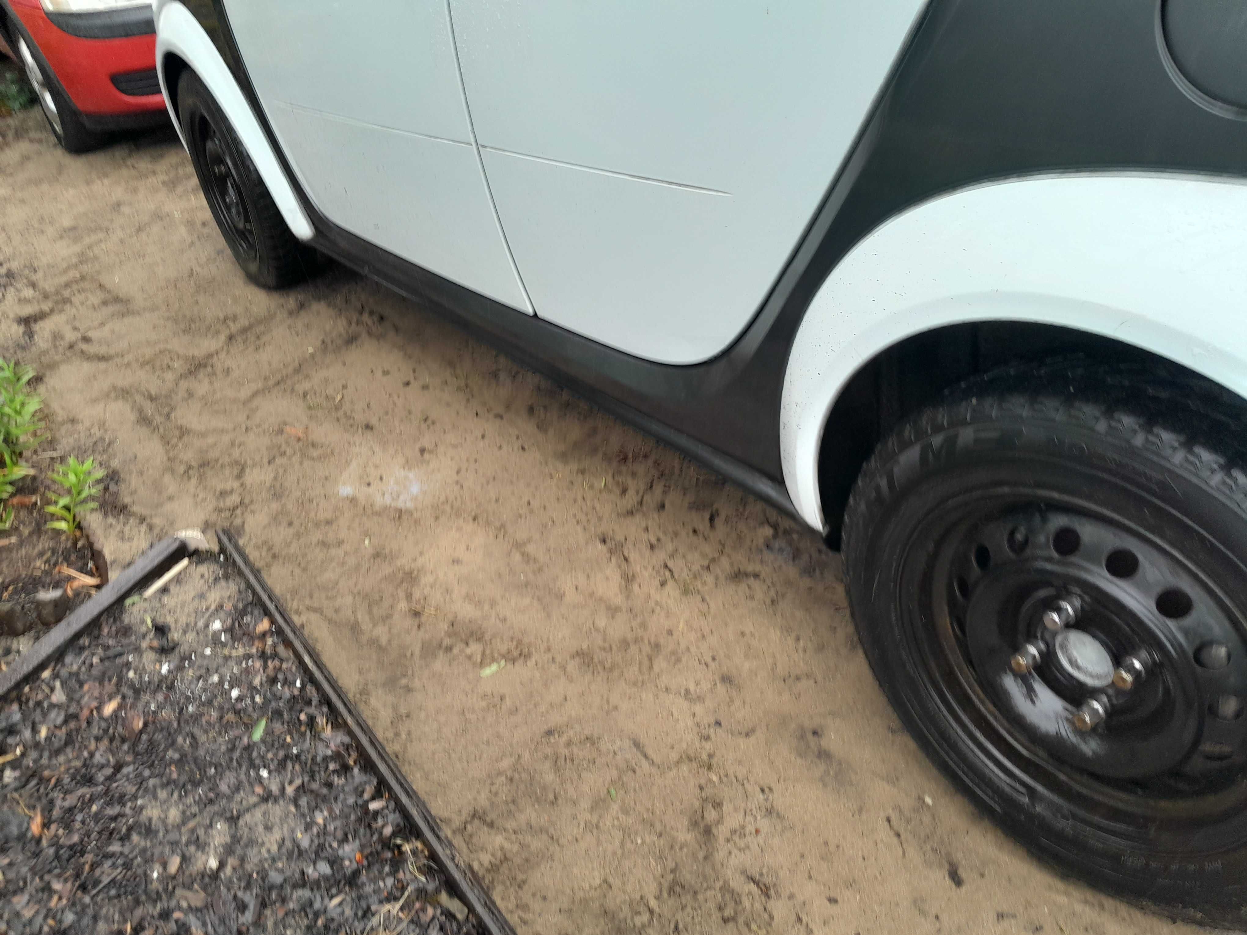 Smart 1.3 benzyna 95km 04r. z de klima