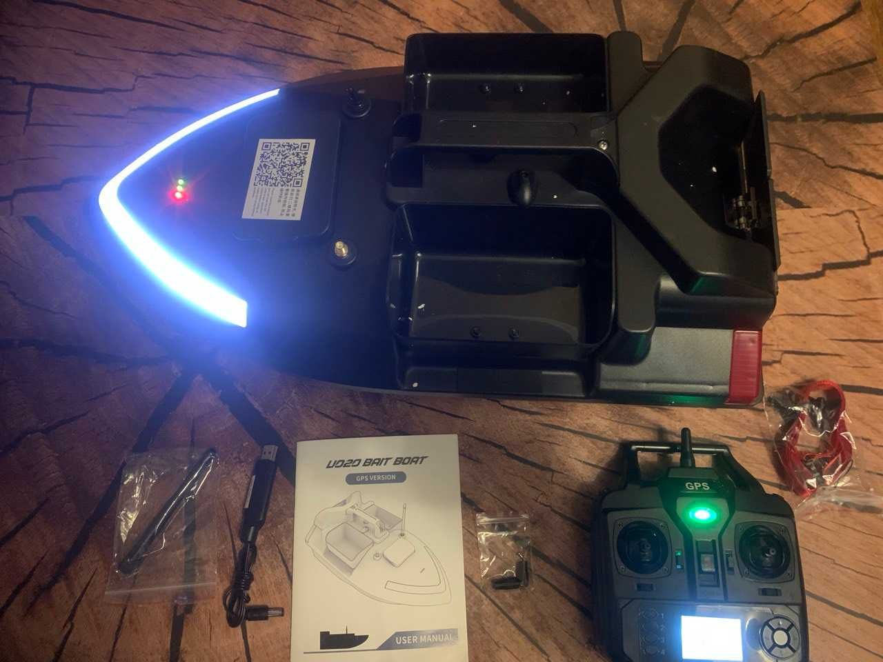 Карповый кораблик Flytec V020 с GPS 40 точек сумка