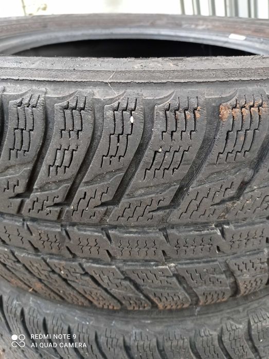 Opona zimowa 17   225/60R17