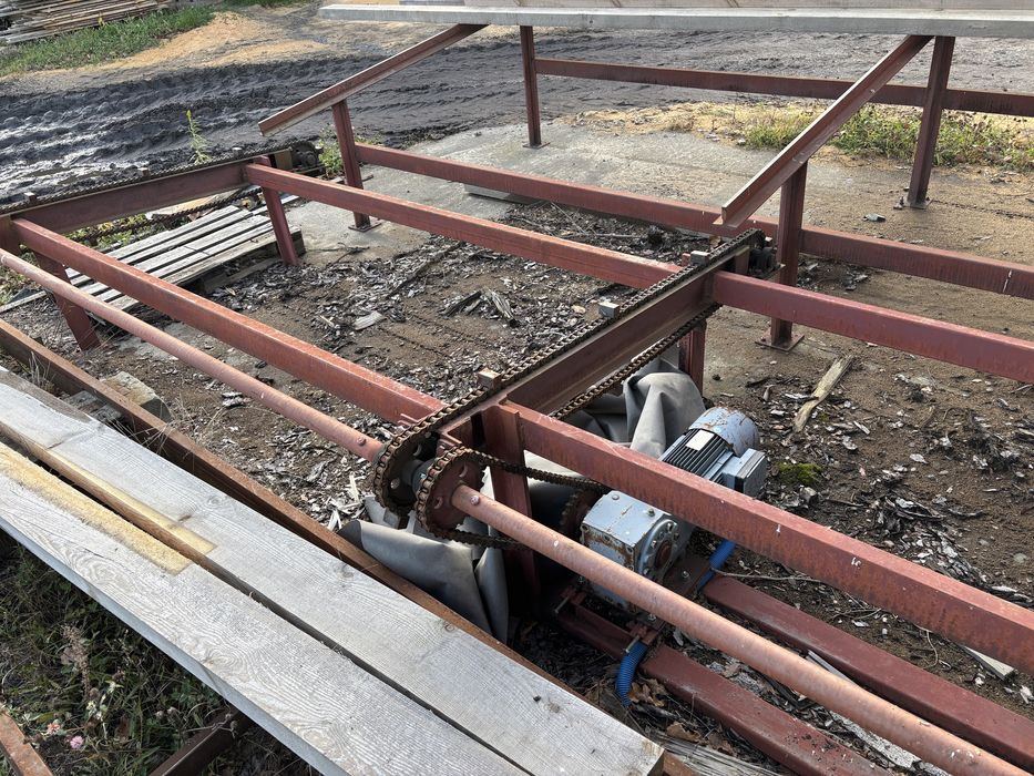 Podajnik Łancuchowy do kłód