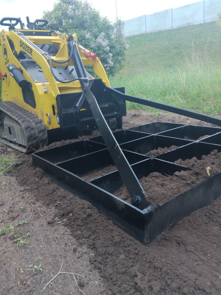 Krata niwelacyjna wynajem wypożyczalnia  niwelacja terenu  niwelator