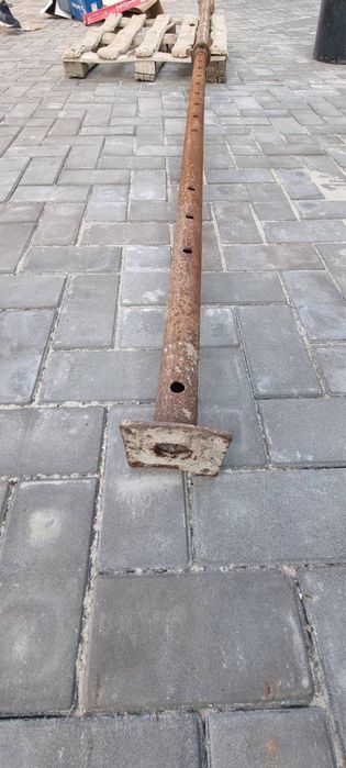 Леса, подпорка для лесов строительная