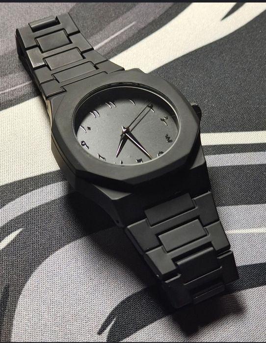 Наручний годинник