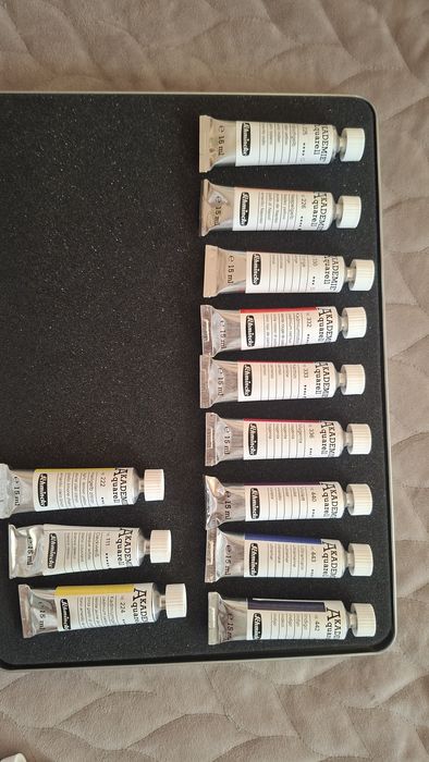 Schmincke Akademie 24 farby akwarelowe w tubkach 15 mililitrów