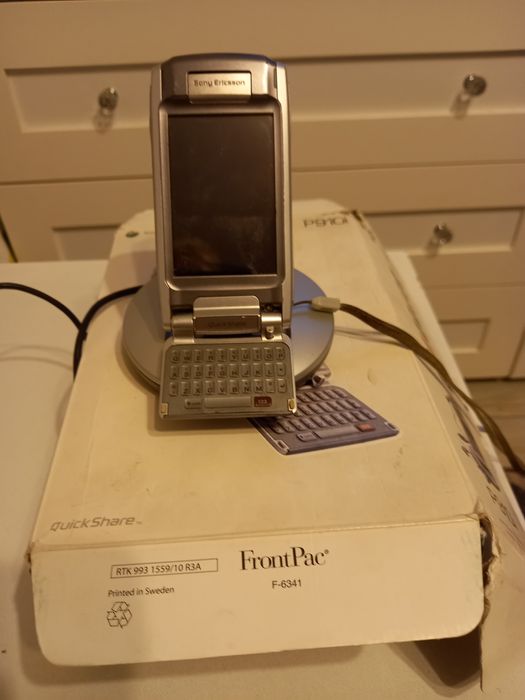 Telefon Sony ericsson p 910i z oryginalnym opakowaniem