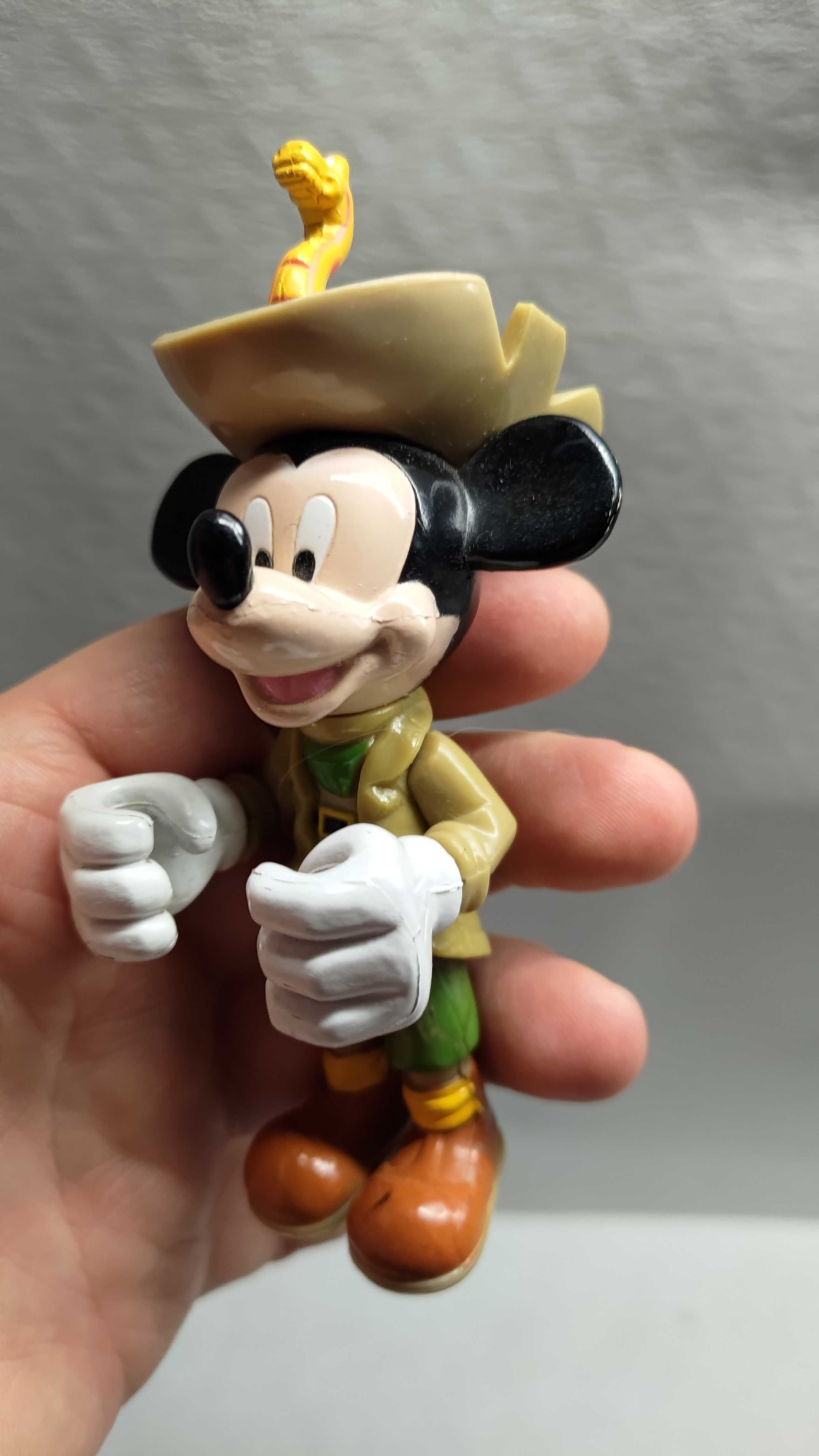 Disney Parks Mickey and Friends On Safari Cake Topper.дисней.сафар 5+1