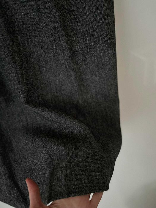 BIALCON szykowna spódnica z ozdobną kokardą 40/42. Szary melanż.