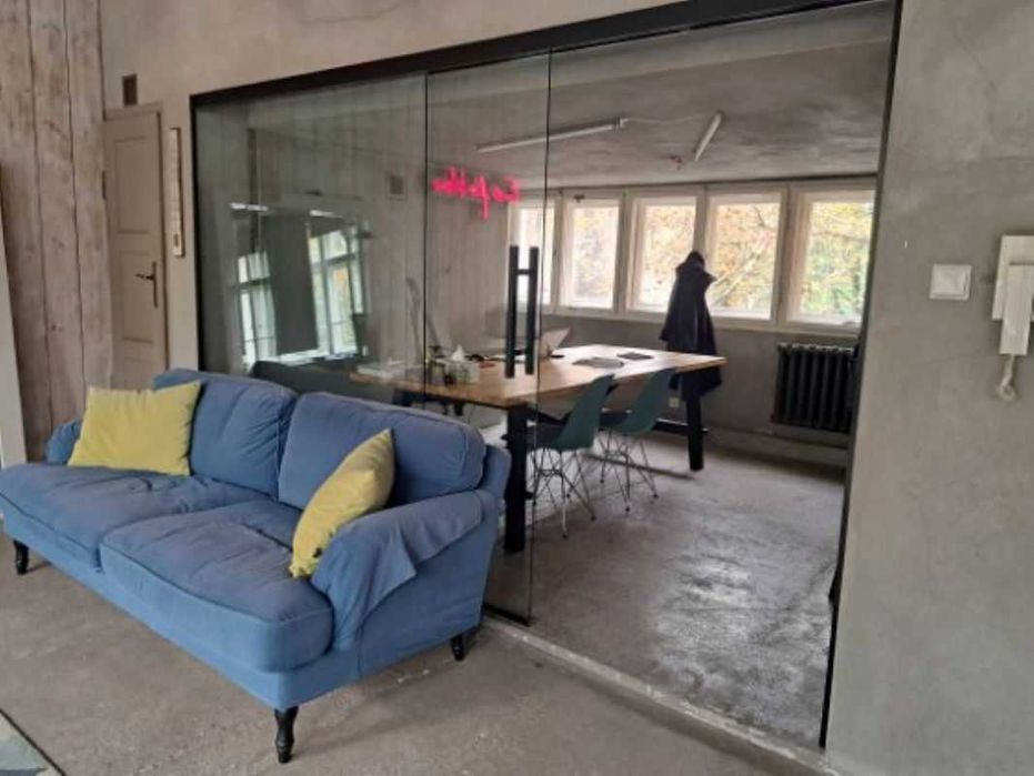 Wyjątkowy loft na Mokotowie – 77 m² klimatu i przestrzeni!