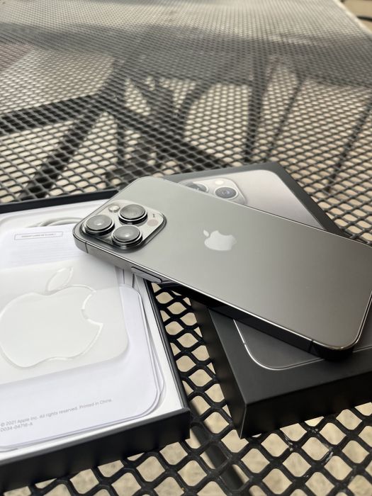 Продам Apple 13 pro 256gb