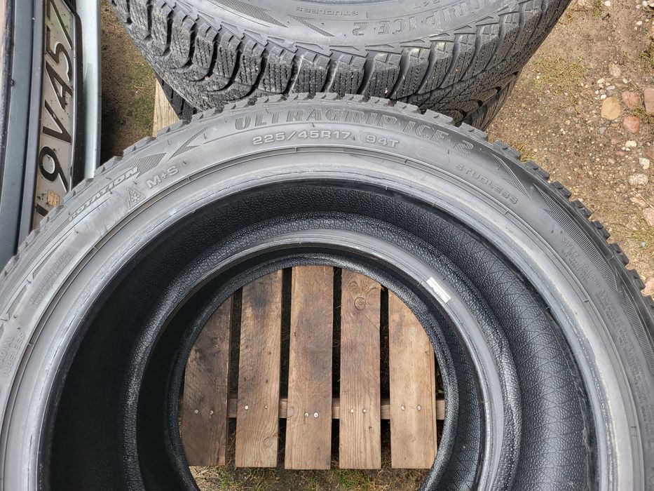 Opony zimowe Goodyear ultragrip ice  2.  225 45 17