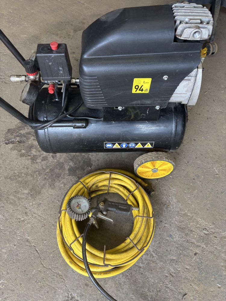 Kompresor Stanley Fatmax 24l