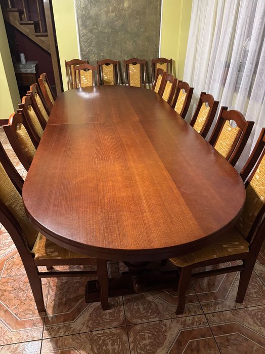 Klasyczny stół do jadalni na 18 osób - krzesła gratis