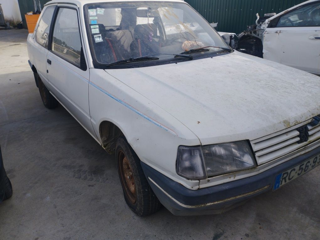 Peugeot 309 para peças