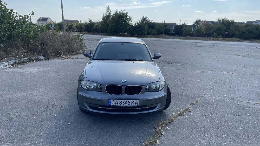 BMW 1 series 2.0 бензин