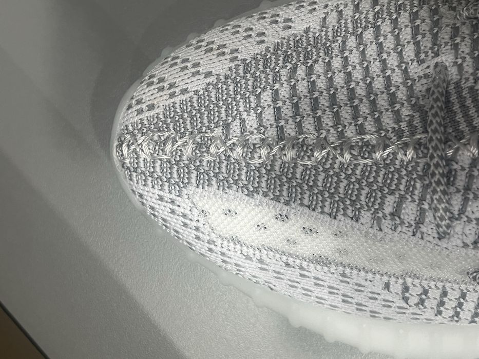 Yeezy 350 V2 Static