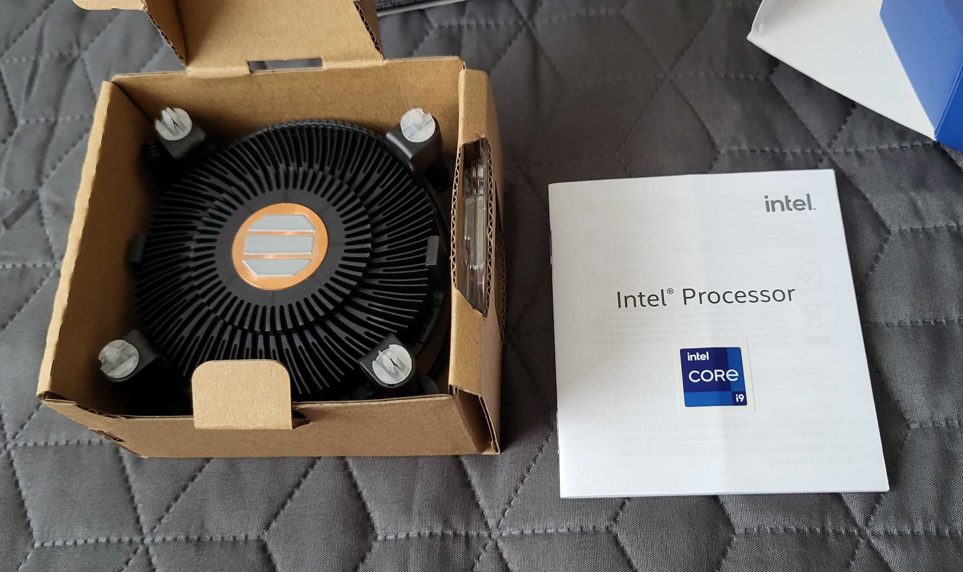 комплект s1200 i9-11900 box+Aorus B560M AX WiFi+DDR4 32GB(2x16)