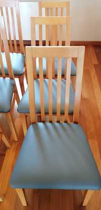 Drewniane krzesła do jadalni