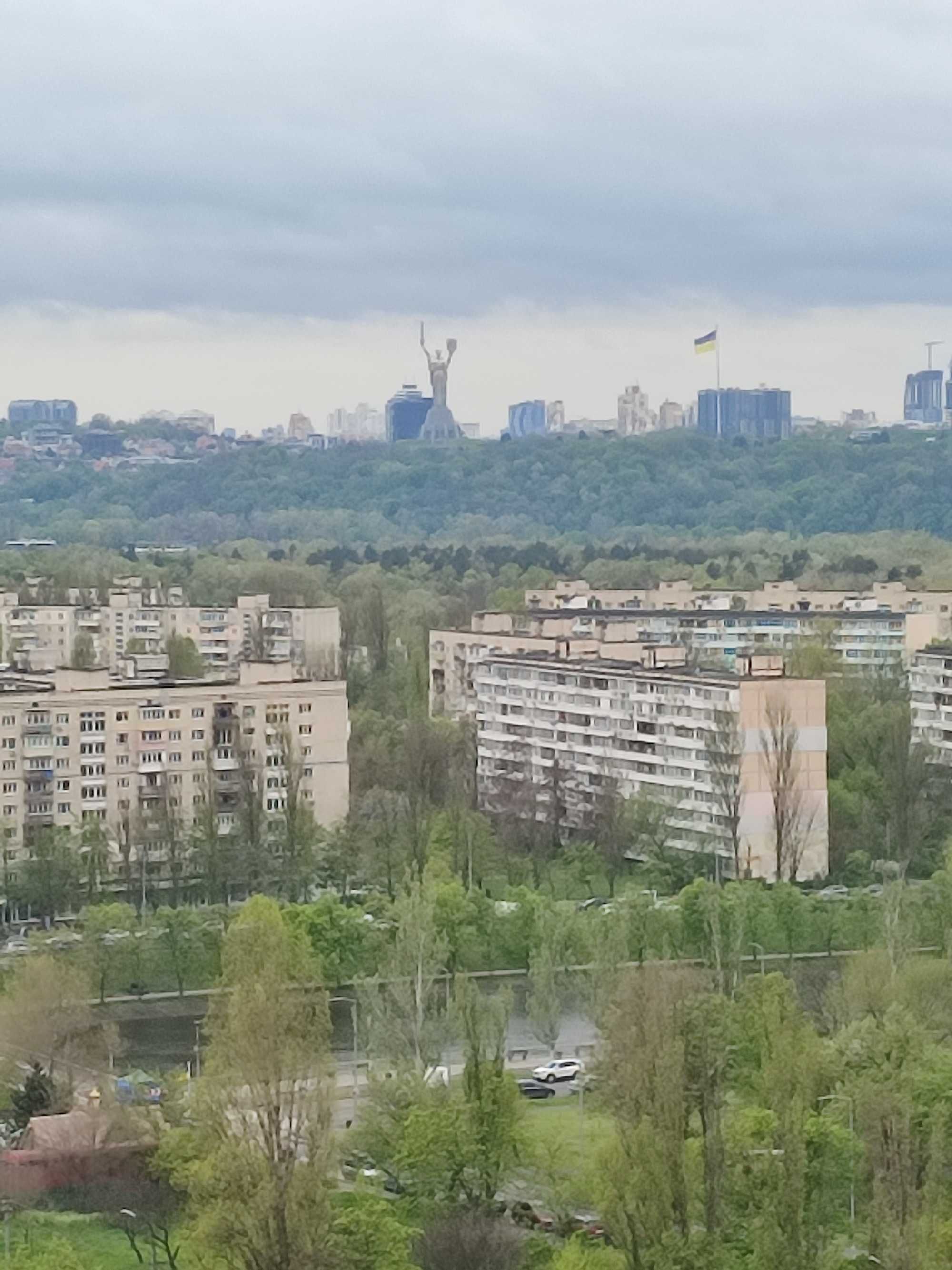 Продаю 1 к.квартиру ЖК Галактика Ліра Лівобер. власник без комісії
