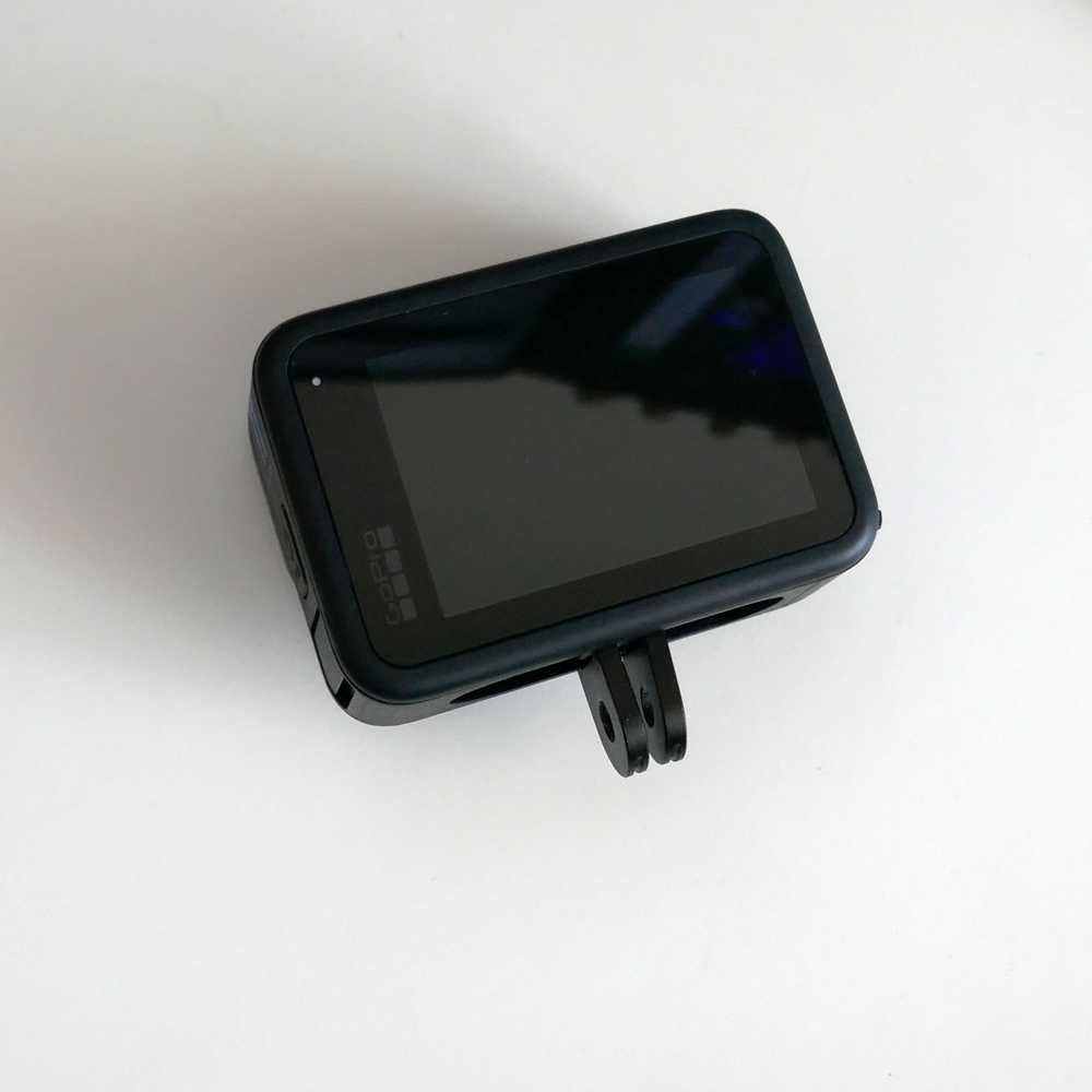GoPro 11 Black com Extras (baterias + carregador + proteções)