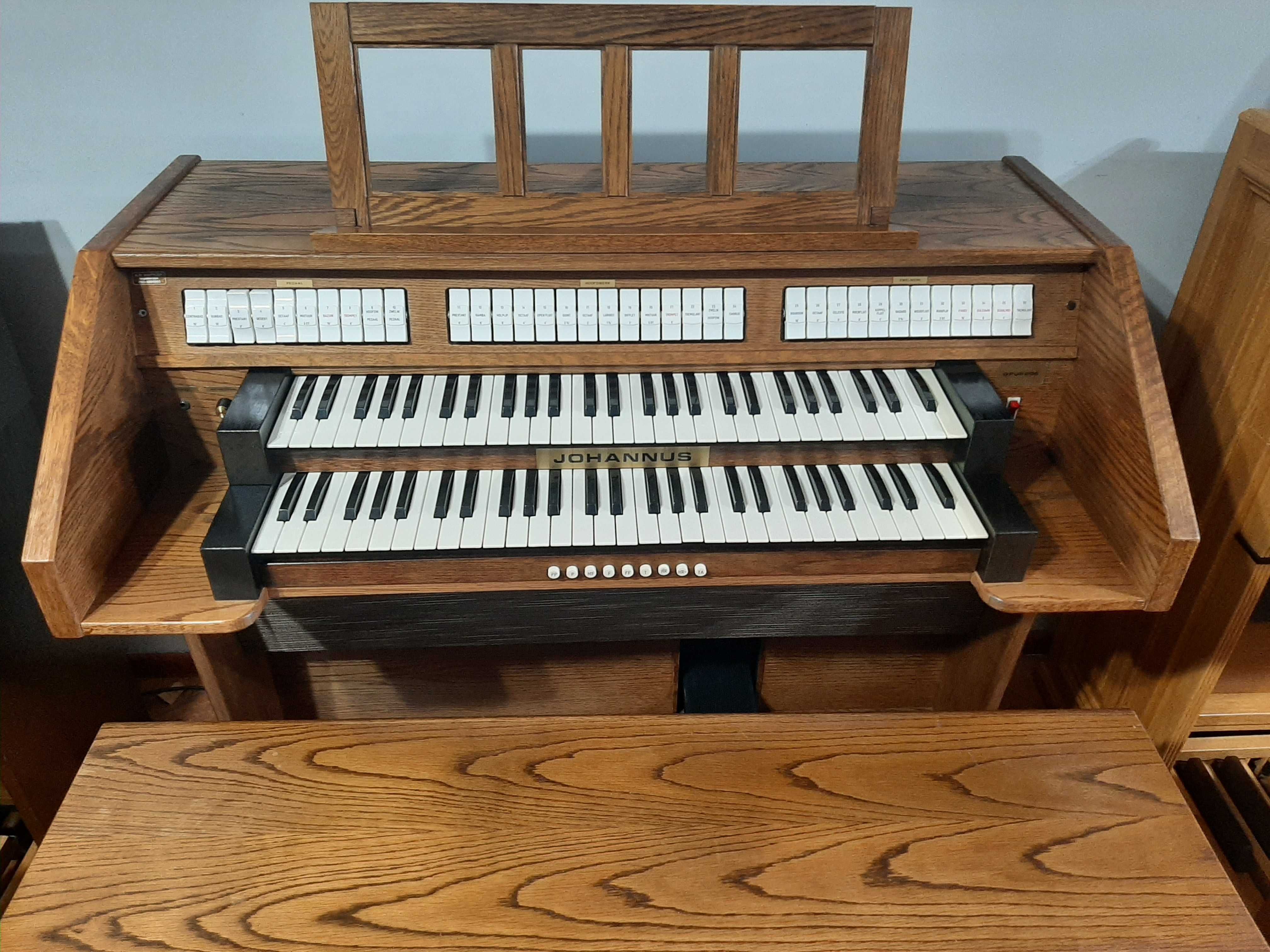 Organy kościelne Johannus Opus 205